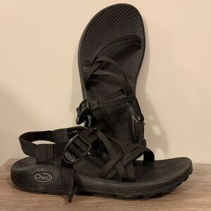 Chaco Black Adventure Sandals 9
